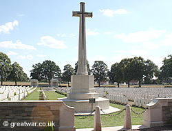 Delville Wood Cemetery, Longueval.